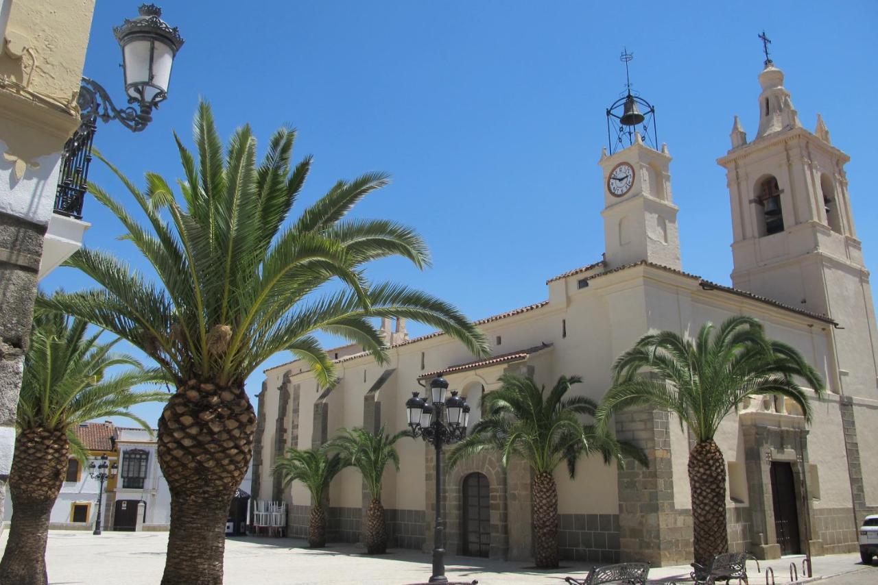 La Posada Medina de las Torres Exterior photo